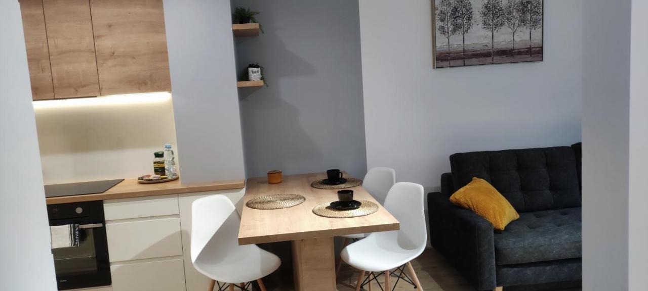 Apartament Przy Fabrycznym วูดช์ ภายนอก รูปภาพ
