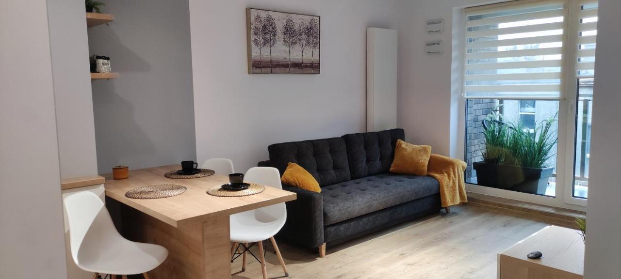 Apartament Przy Fabrycznym วูดช์ ภายนอก รูปภาพ